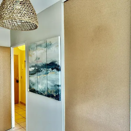 Le Paillette T2 400 M De La Apartment *